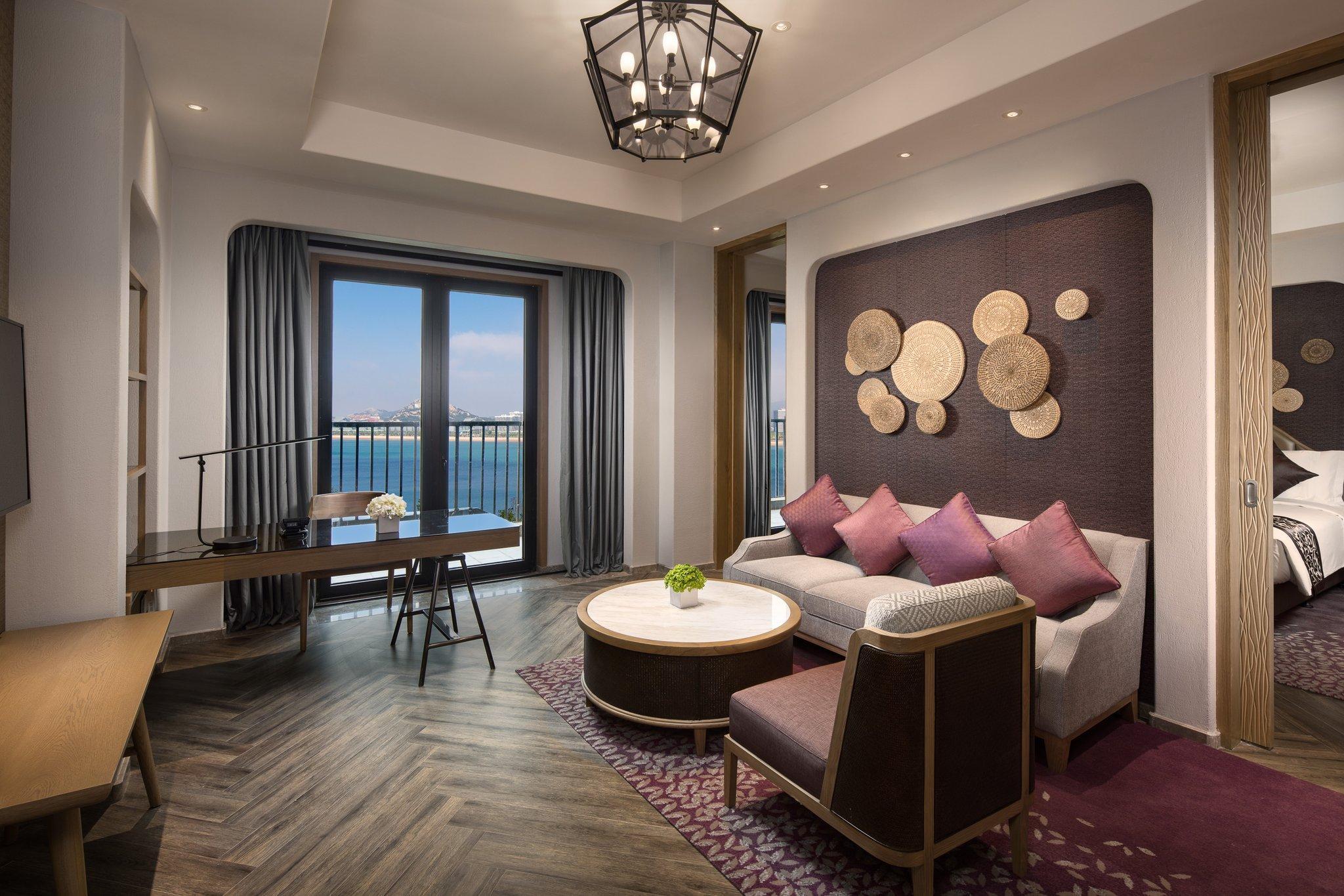 Hotel Doubletree By Hilton Qingdao Oriental Movie Metropolis Exterior foto